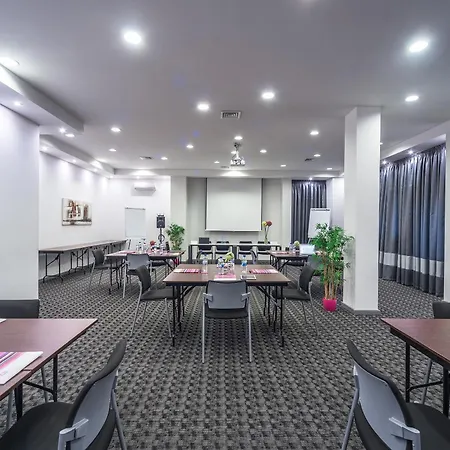 Amarant Urban & Conference Center By Chm Hotel